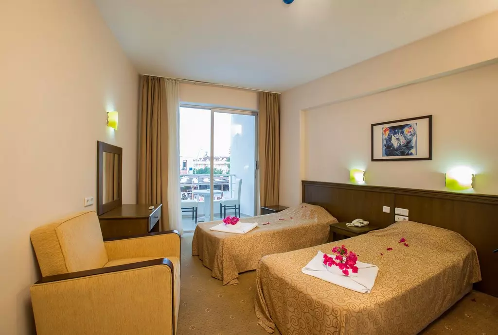 hotel tokay kemer antalya_shabavizparvaz_07.jpg